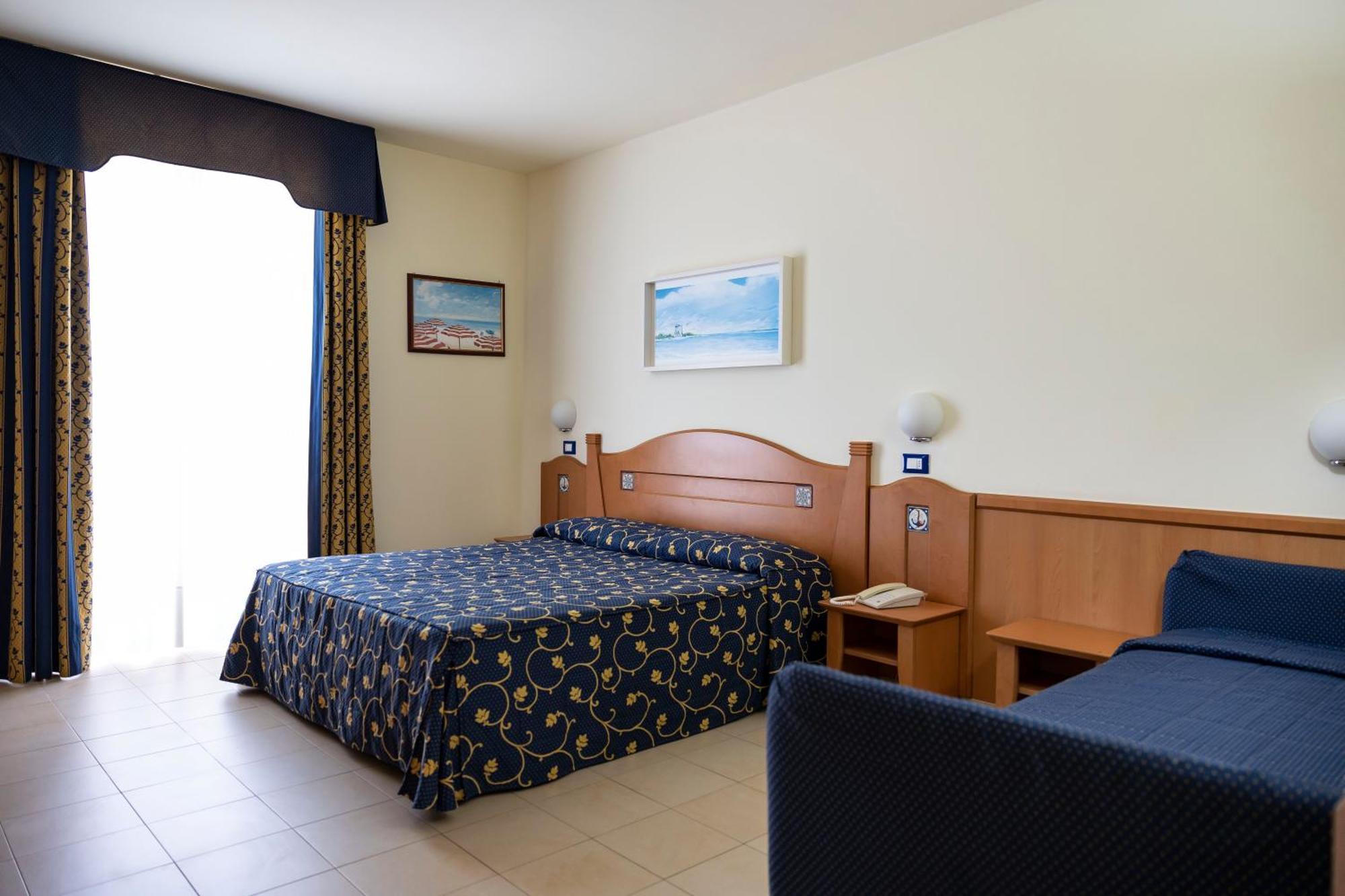 Blu Salento Village Sant Isidoro  Rum bild