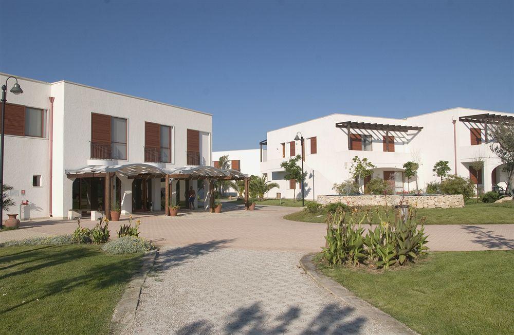 Blu Salento Village Sant Isidoro  Exteriör bild